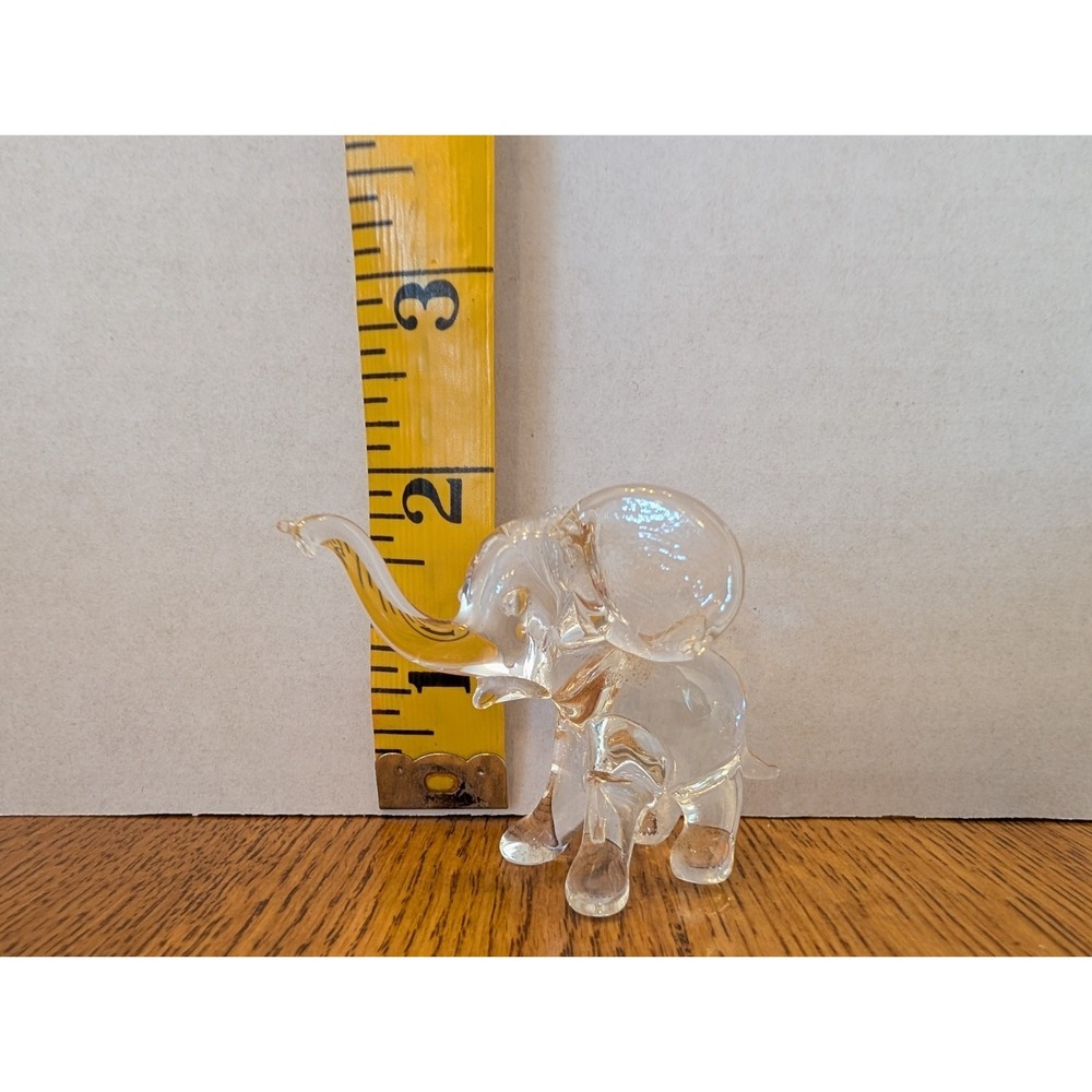 Hand Blown Art Glass Elephant Knick-Knack Trinket Figurine